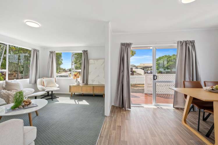 8 Childers Road Ranui_7