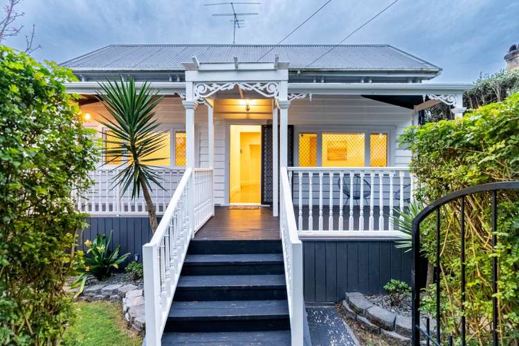 26 & 26A Cameron Street Onehunga_4