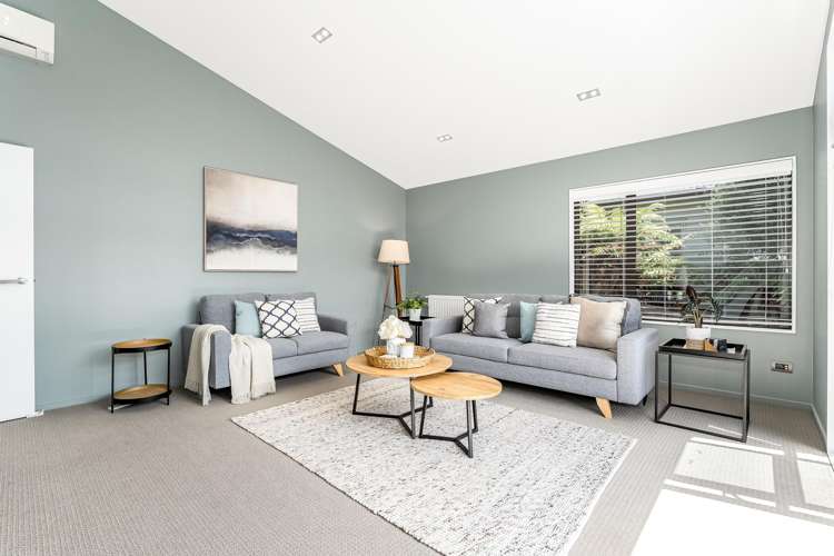 37 Navigation Drive Whitby_17