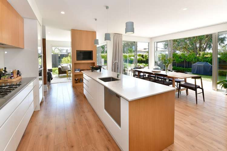 52 Walton Street Red Beach_11