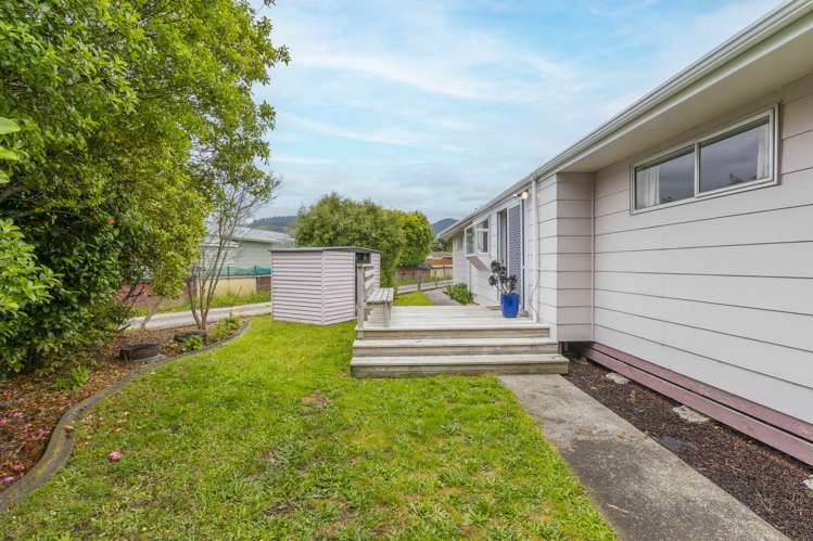 52 Parakai Street Paraparaumu_19