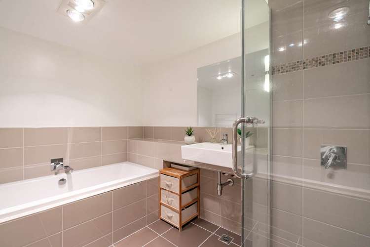 1203/168 Hobson Street Auckland Central_11