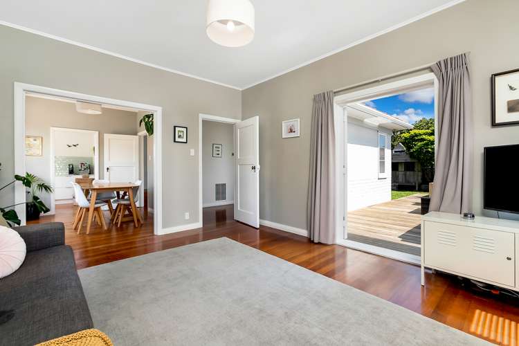 11 Kiwi Road Point Chevalier_11