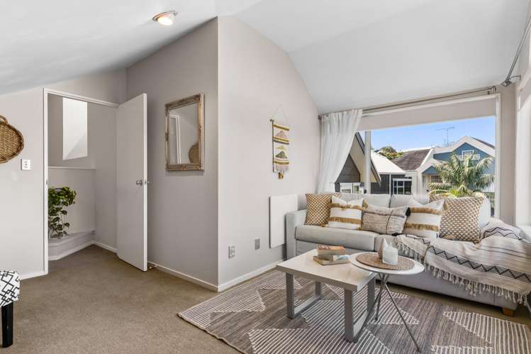 2/66 Haseler Crescent Howick_20