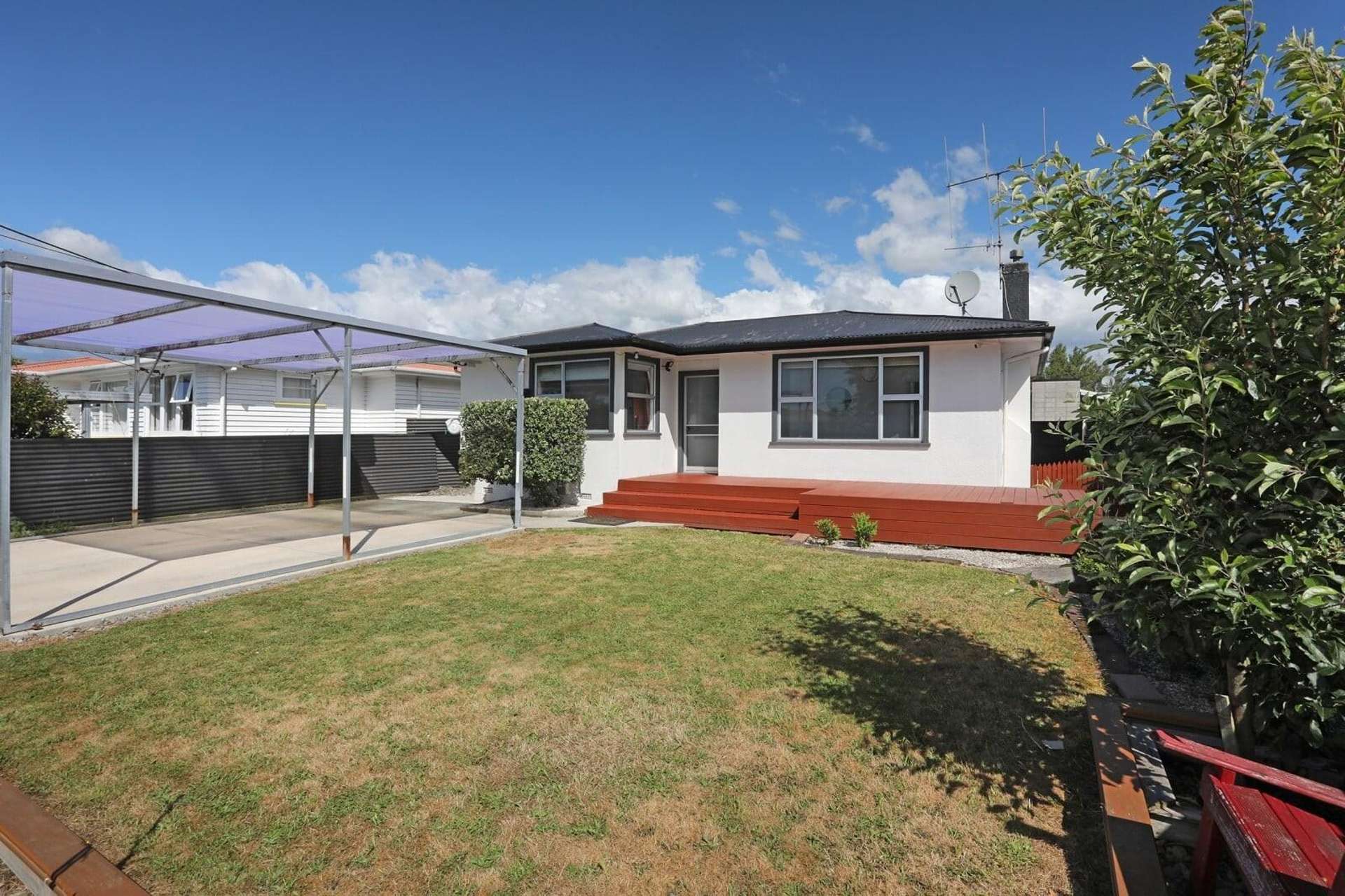  23 Leeds Street Milson_0