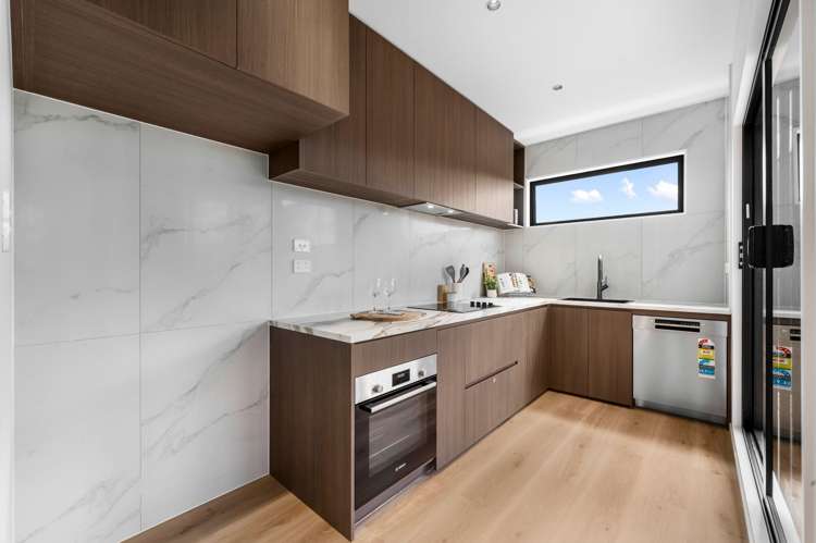 Lot 2-5/65 Smale Street Point Chevalier_6