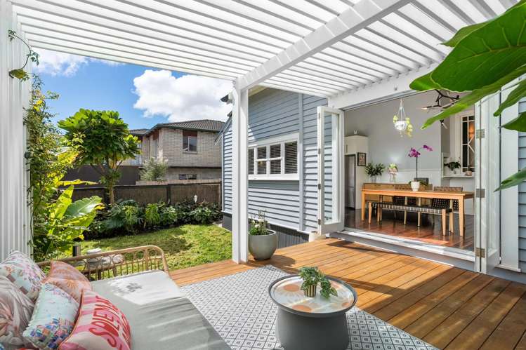 76 Aroha Avenue Sandringham_14