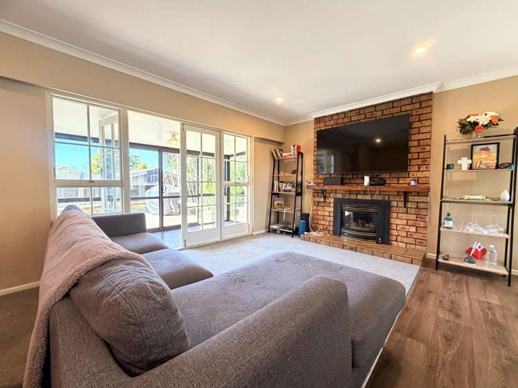 16 George Street Rolleston_10