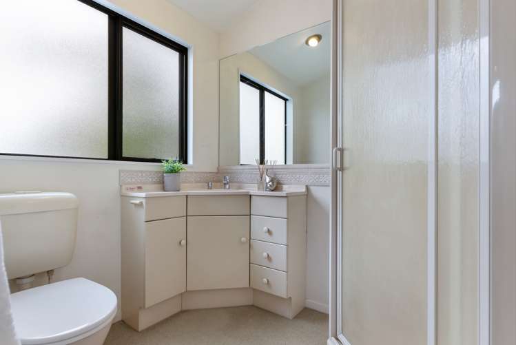 8a Fontenoy Street Mount Albert_8