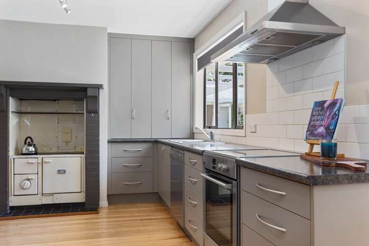 1670 Cust Road Cust_12