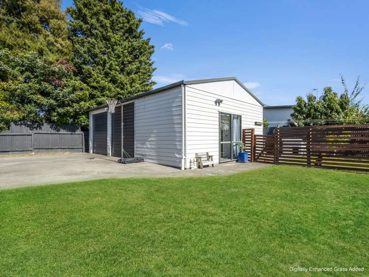 1106 Caroline Road Mayfair_22