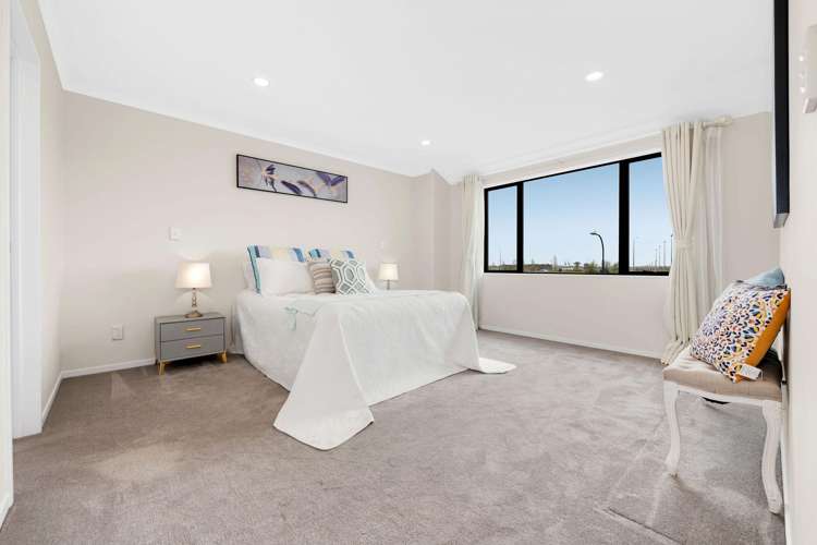 27 Hakinakina Drive Flat Bush_18