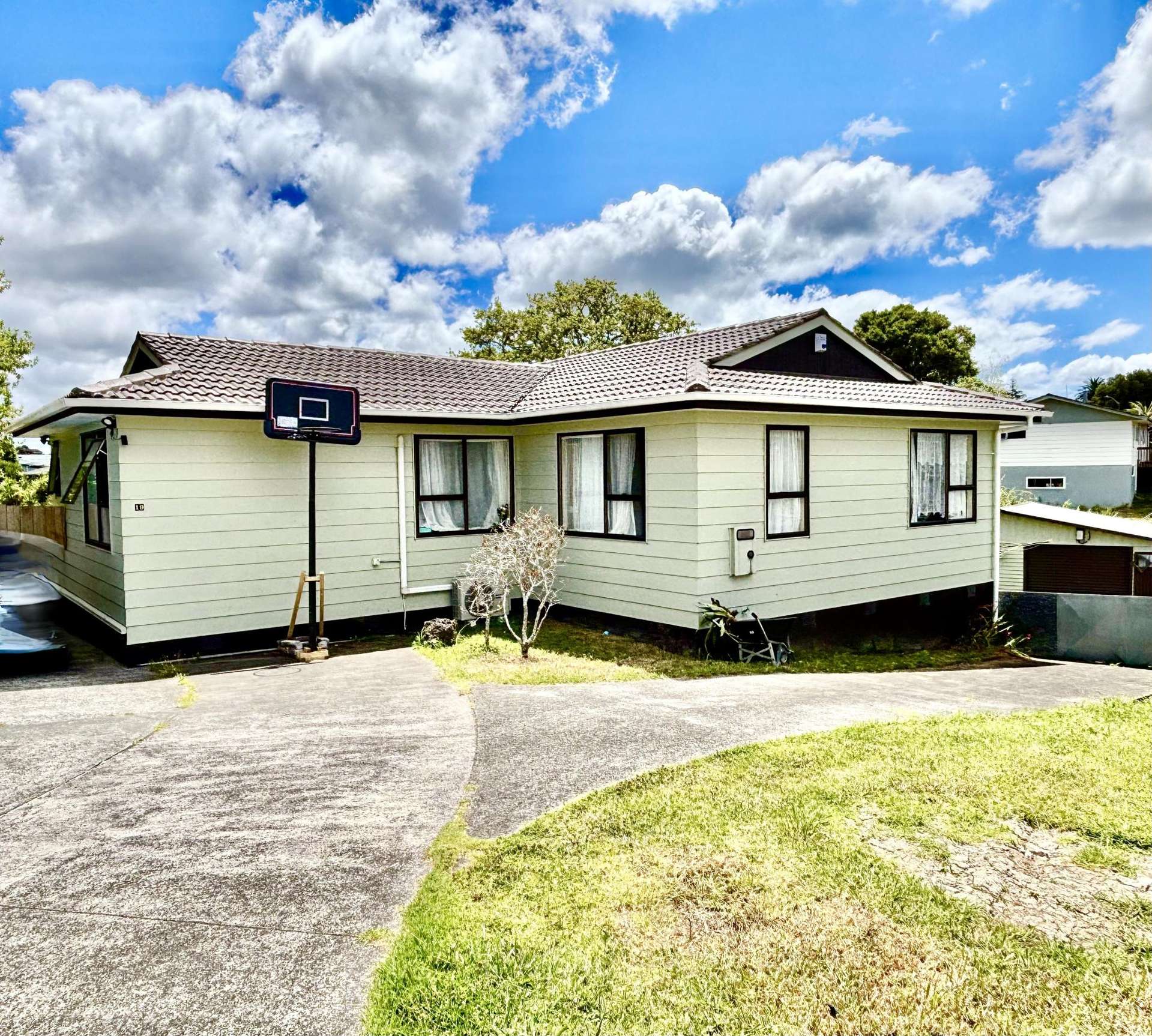 19 Glucina Pl Glen Eden_0