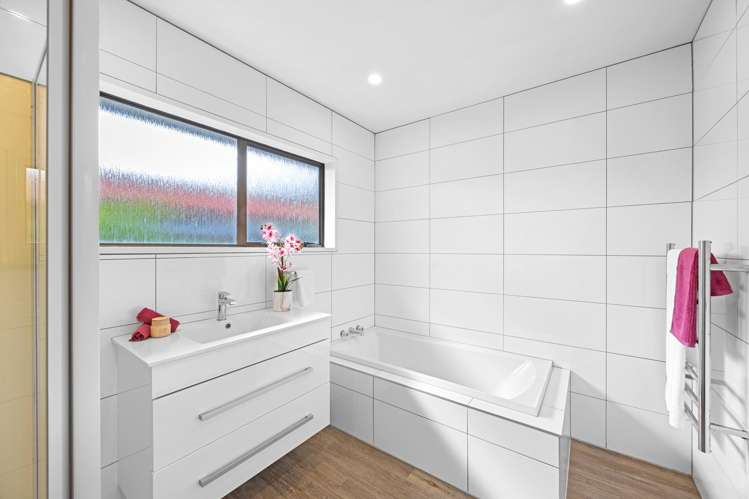 4 Lochmore Street Bishopdale_12