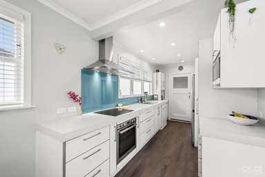 38 McLeod Street_4