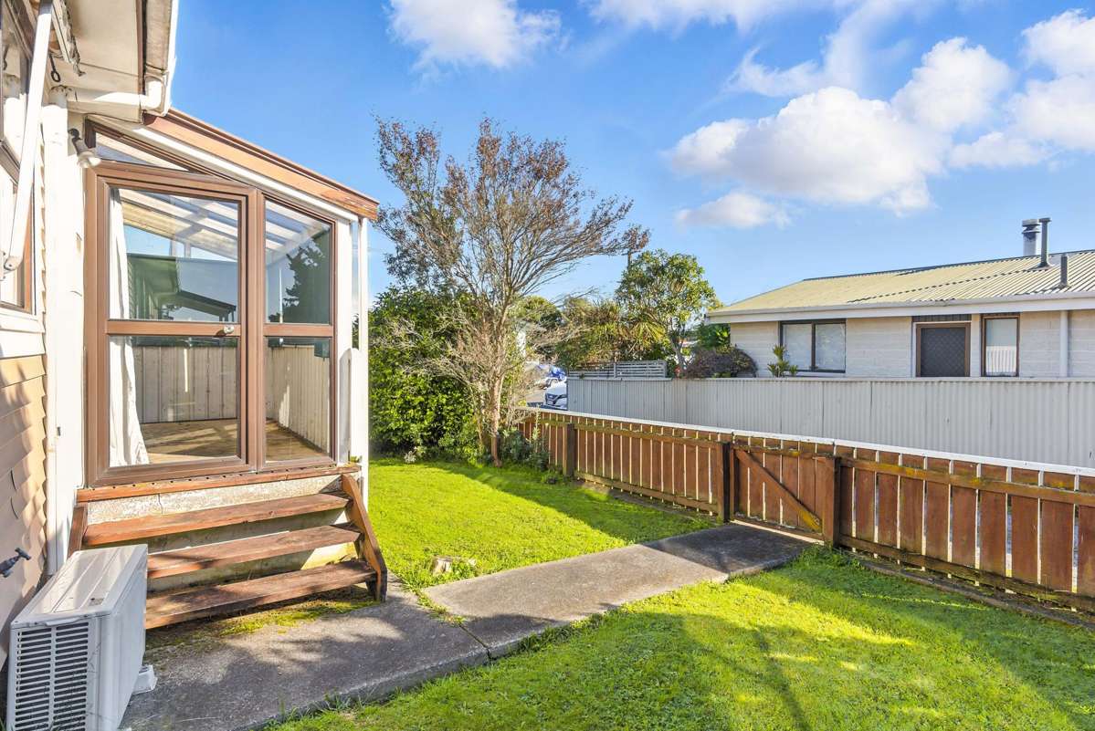 12 Douglas Street_2