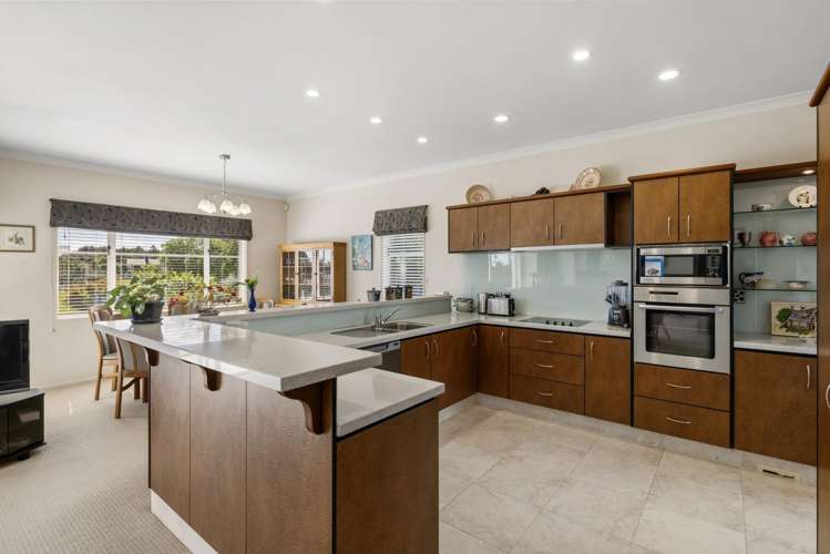 57 Oriental Parade Papamoa_10