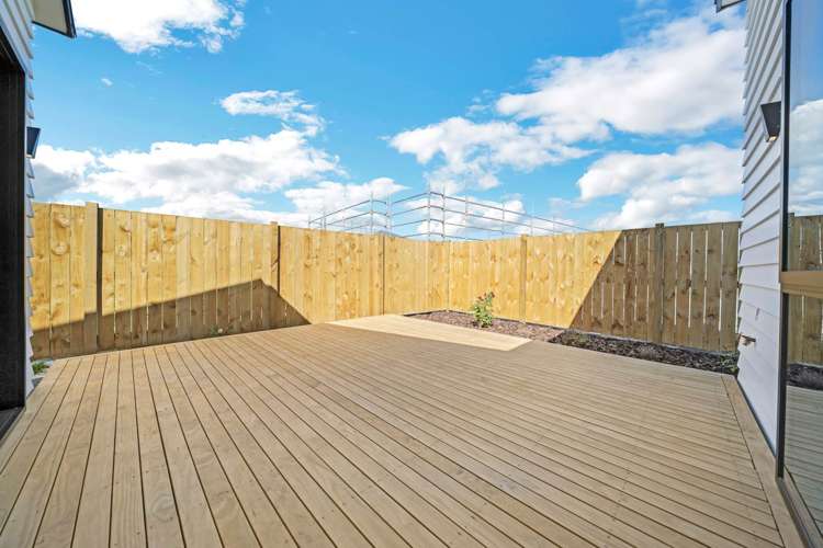 12 Pupu Crescent Opaheke_4