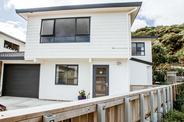 11b Solway Place Papakowhai_1