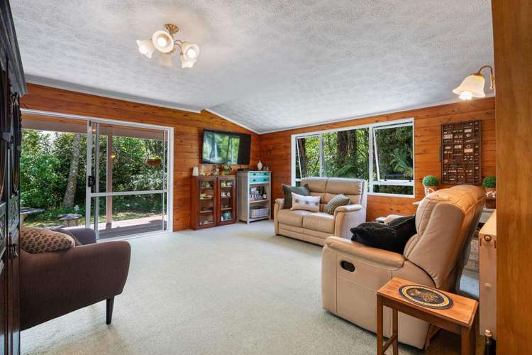 1849 Manawahe Road Manawahe_12