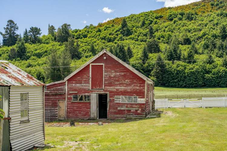 1135 Garston-Athol Highway Athol_19