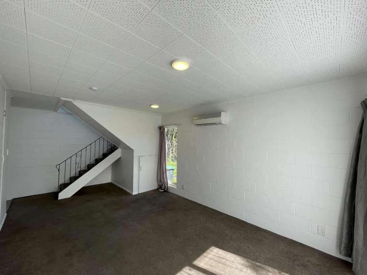 6/53 Brockworth Place Riccarton_3