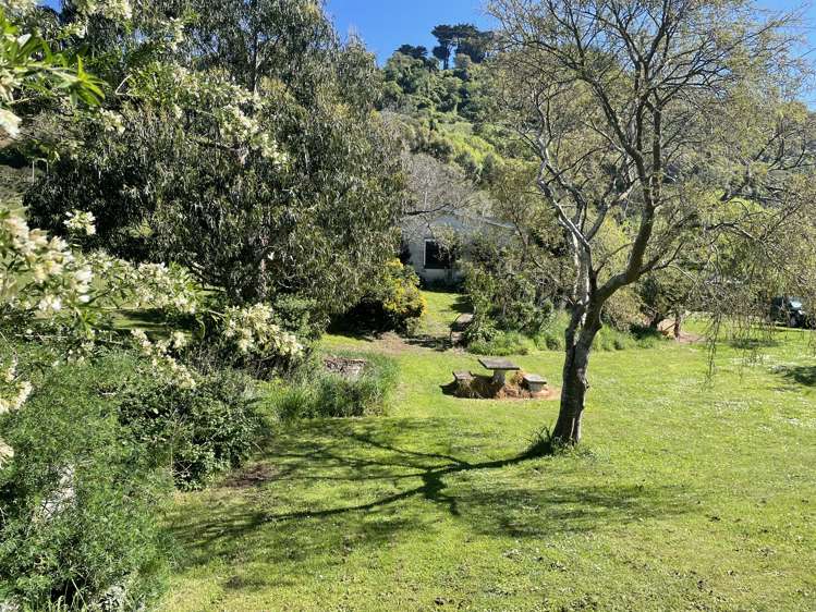 8 Baird Street Long Beach_18