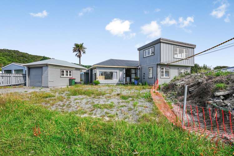 8 Petrie Street Wainuiomata_10