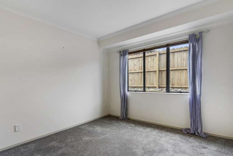 22 Peninsula Road Mangere_8