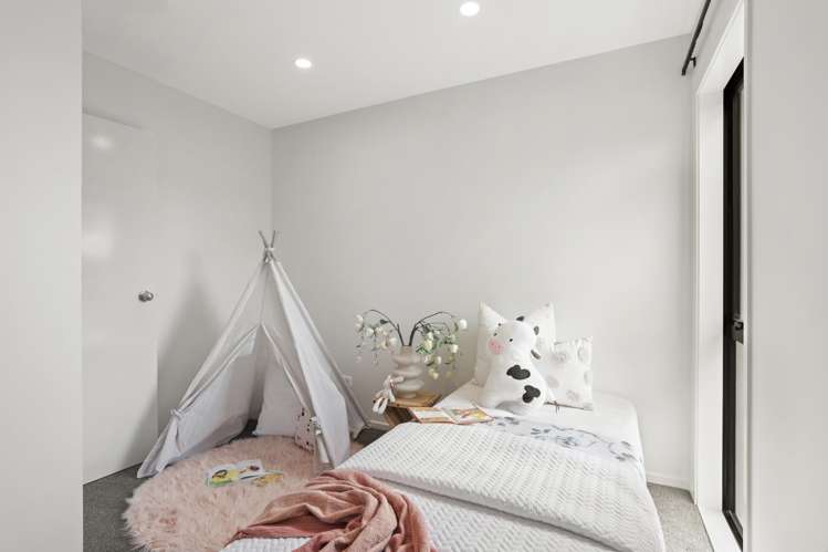 115 Tirimoana Road Te Atatu South_10