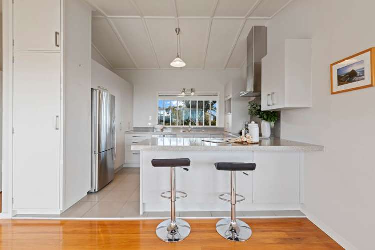 134 Macleans Road Bucklands Beach_8