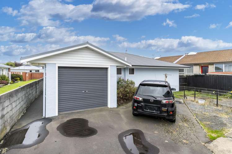 76 and 76A Bay View Road South Dunedin_14