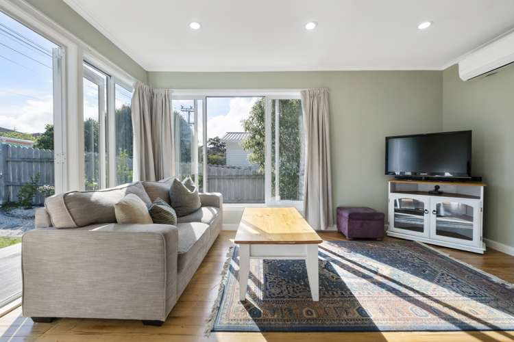 1/17 Corunna Road Milford_2