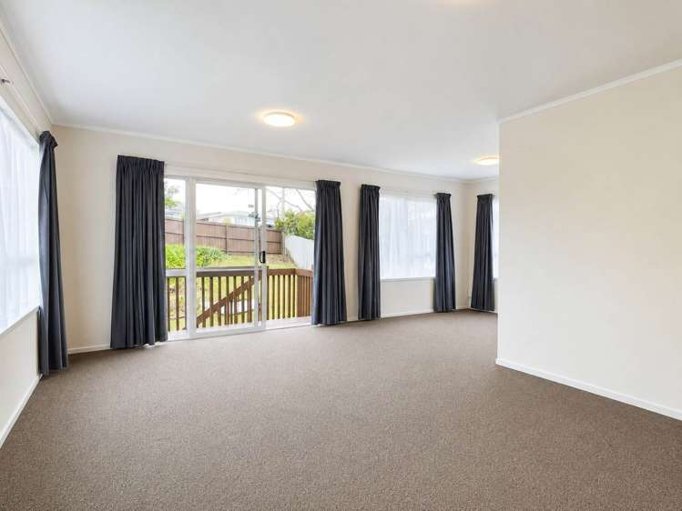 79a Rosier Road Glen Eden_4