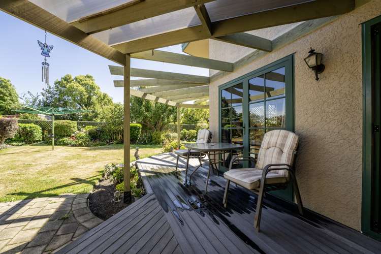 10 Hertford Street Kensington_12