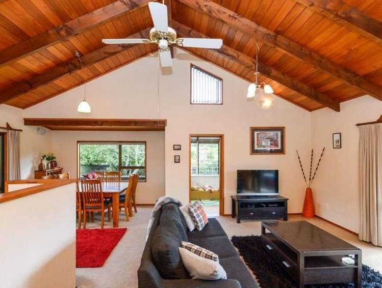 22 McMeekan Avenue Chartwell_9