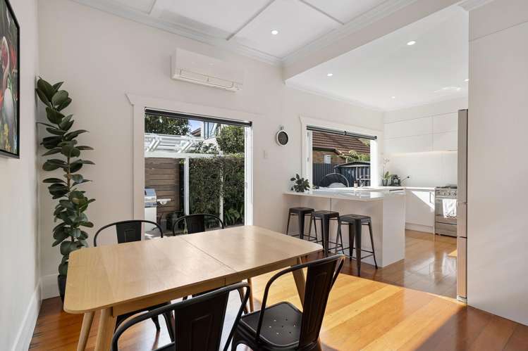 24 Queensway Three Kings_4