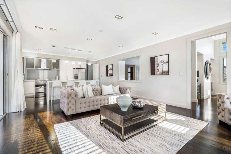 16 Fairhill Place Flat Bush_17