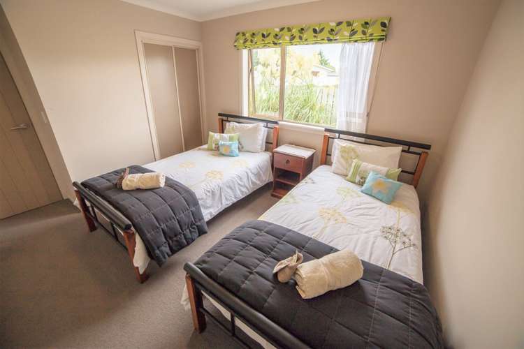 18 Motu-Au Close Manapouri_16