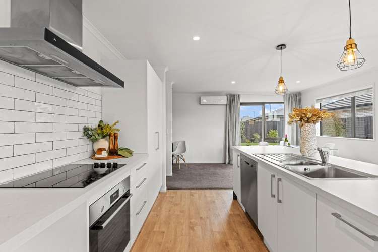8 Letitia Street Burwood_6