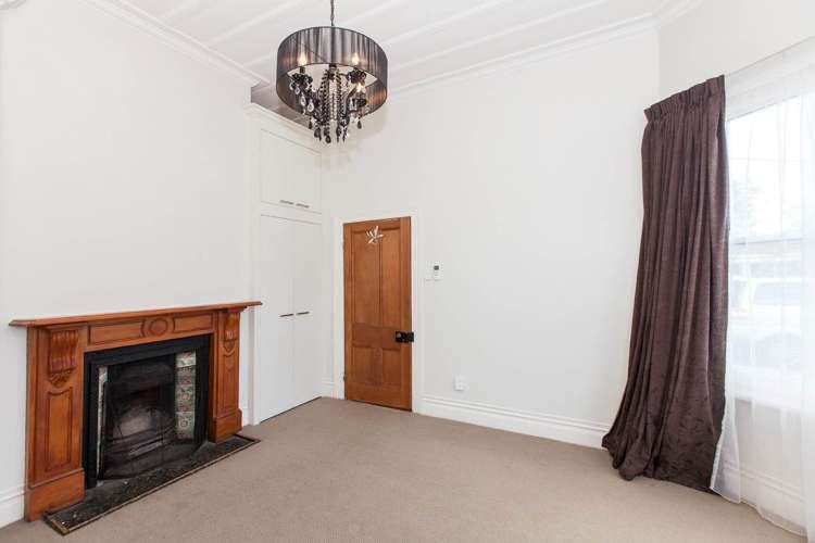 12 Mount Smart Road Royal Oak_19