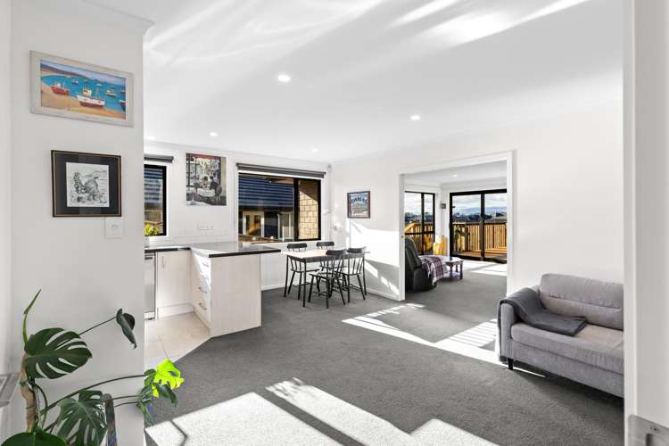 9 Gibraltar Way Fitzherbert_10