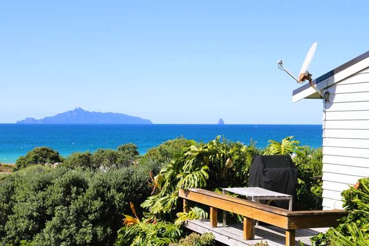 8a Wairahi Road Langs Beach_19