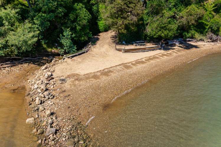 526 Moetapu Bay Moetapu Bay_25