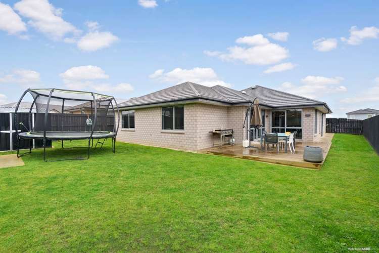 85 Twin Parks Rise Papakura_13
