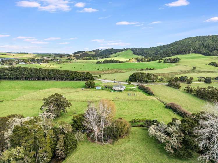 444 Brown Road Kaiwaka_13