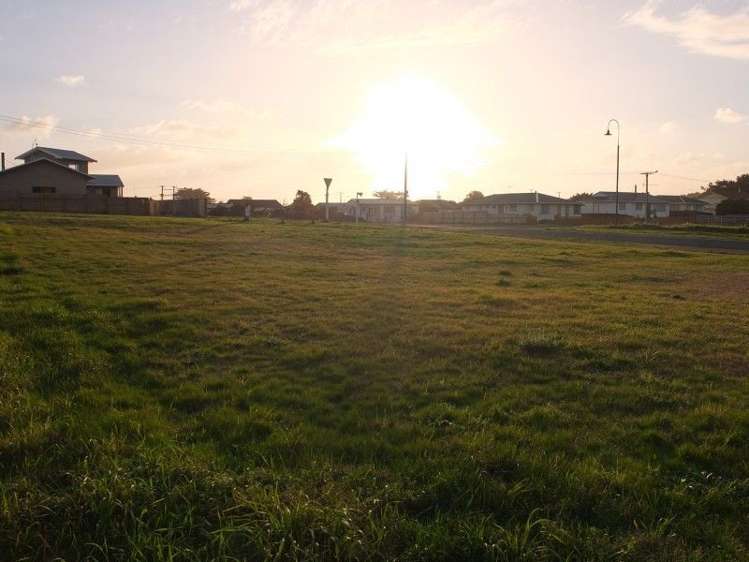 33 Barling Street Himatangi Beach_5