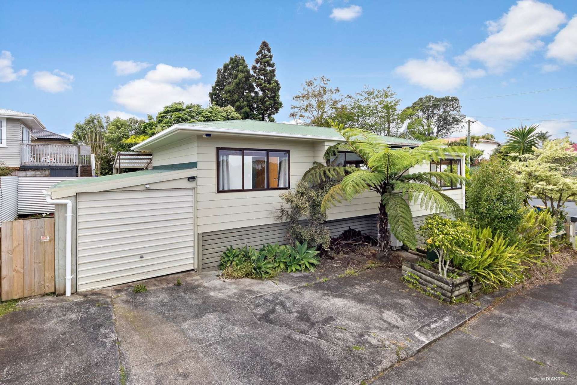 1/5 Hughes Terrace Te Atatu Peninsula_0