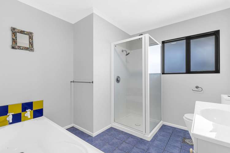 11 Olympus Way Richmond_10