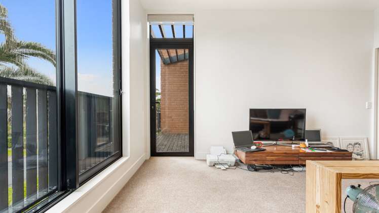 107 Buckley Avenue Hobsonville_11